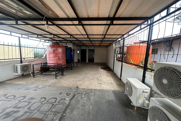 Imagen de los interiores del Hotel SPOT ON 93624 Damai 3 Guest House. Foto 11