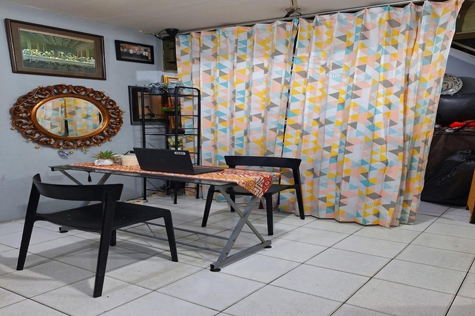 Imagen de los interiores del Hotel SPOT ON 93651 Losmen Ida. Foto 15