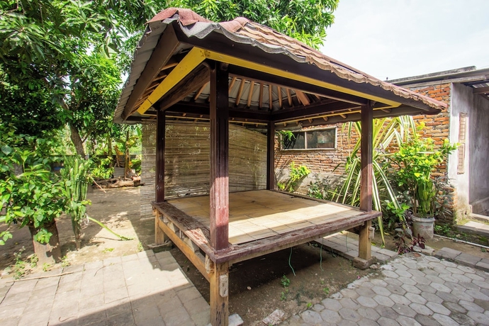 Imagen de los interiores del Hotel SPOT ON 93724 Songgong Homestay. Foto 13