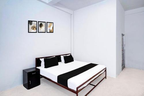 Imagen de la habitación del Hotel SPOT ON Lakshya Ghatampur. Foto 20