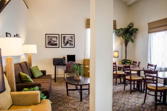 Imagen de los interiores del Hotel SPOT X Hotel Tampa - Wesley Chapel by The Red Collection. Foto 11