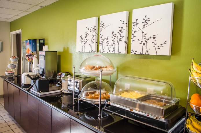 Imagen del bar/restaurante del Hotel SPOT X Hotel Tampa - Wesley Chapel by The Red Collection. Foto 4