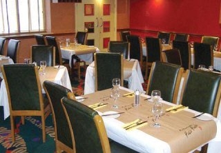 Imagen del bar/restaurante del Hotel SPRINGFIELD HOTEL. Foto 2