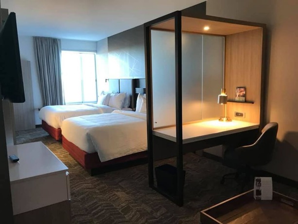 Imagen de la habitación del Hotel SPRINGHILL SUITES KANSAS CITY NORTHEAST. Foto 9