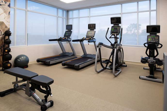 Imagen de los interiores del Hotel SPRINGHILL SUITES KANSAS CITY NORTHEAST. Foto 19