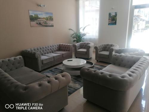 Imagen general del Hotel SQUARE HOTEL, Nimes. Foto 4