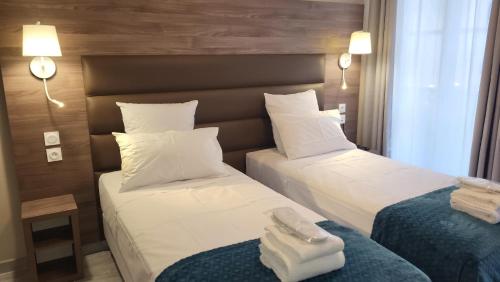 Imagen general del Hotel SQUARE HOTEL, Nimes. Foto 11