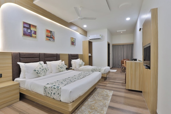 Imagen de la habitación del Hotel SR Laxmi. Foto 3