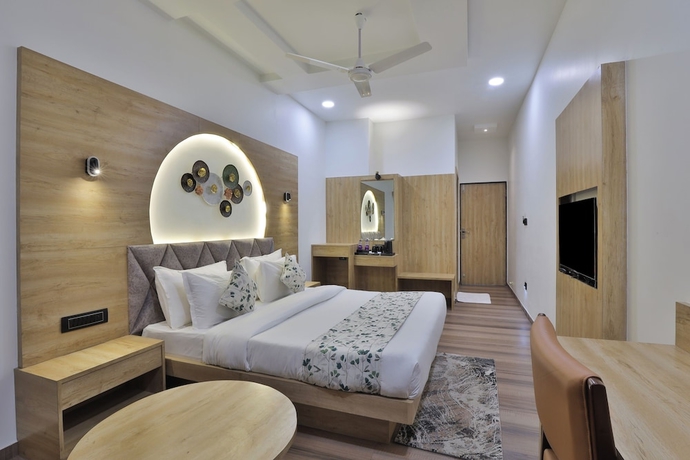 Imagen de la habitación del Hotel SR Laxmi. Foto 10
