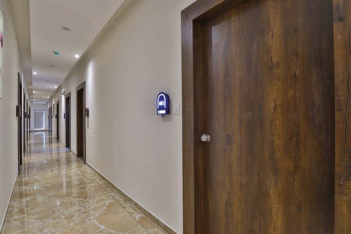 Imagen de los interiores del Hotel SR Regency. Foto 19