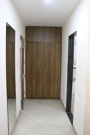 Imagen de los interiores del Hotel S.R Residency. Foto 16