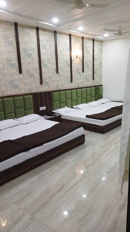 Imagen de la habitación del Hotel SR Siddhivinayak. Foto 3
