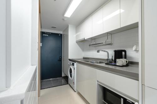 Imagen de la habitación del Hotel SR Yeongjong. Foto 14