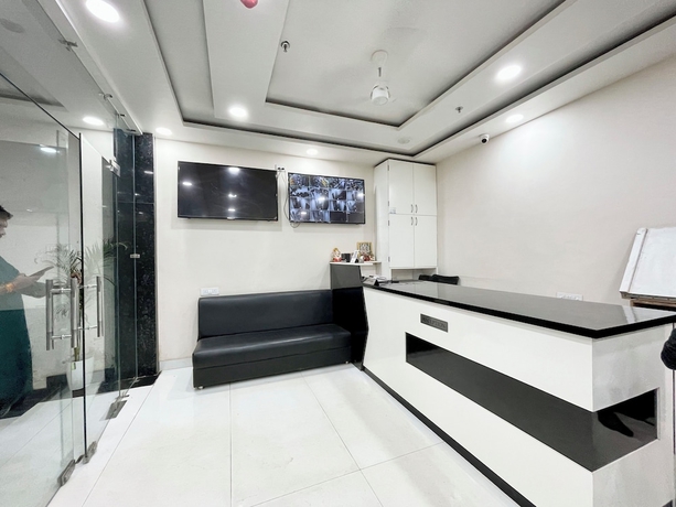 Imagen de los interiores del Hotel SRK - near Temple. Foto 13