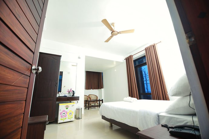 Imagen de la habitación del Hotel SS Beach Resort. Foto 15