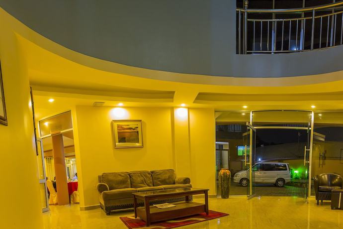 Imagen de los interiores del Hotel SS. Foto 11