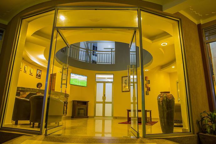 Imagen de los interiores del Hotel SS. Foto 17