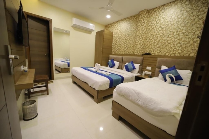 Imagen de la habitación del Hotel SS Royal. Foto 4