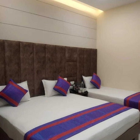 Imagen de la habitación del Hotel SS Royal. Foto 13