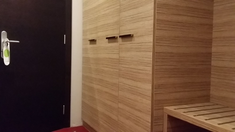 Imagen de la habitación del Hotel STANDARD RAFFAELLO. Foto 7