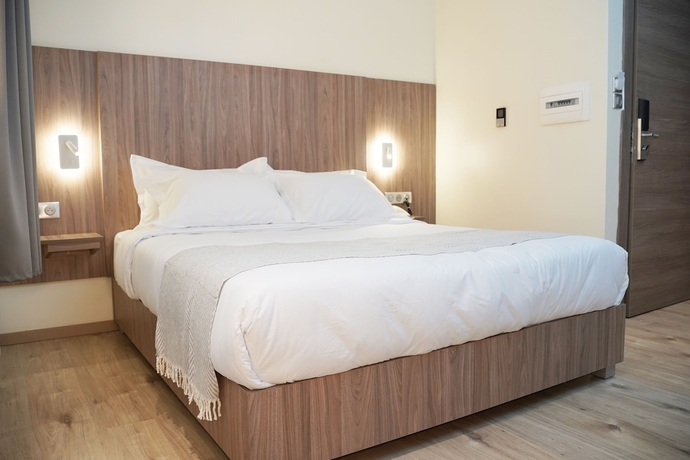 Imagen de la habitación del Hotel STAR INN, Argel Provincia. Foto 3
