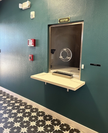 Imagen de los interiores del Hotel STAR INN, Maywood. Foto 13