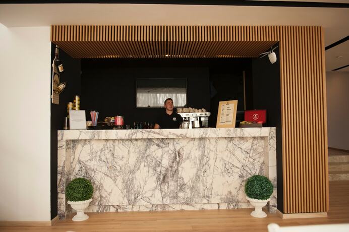 Imagen del bar/restaurante del Hotel STEAUA DE MARE - Eforie Resor. Foto 10