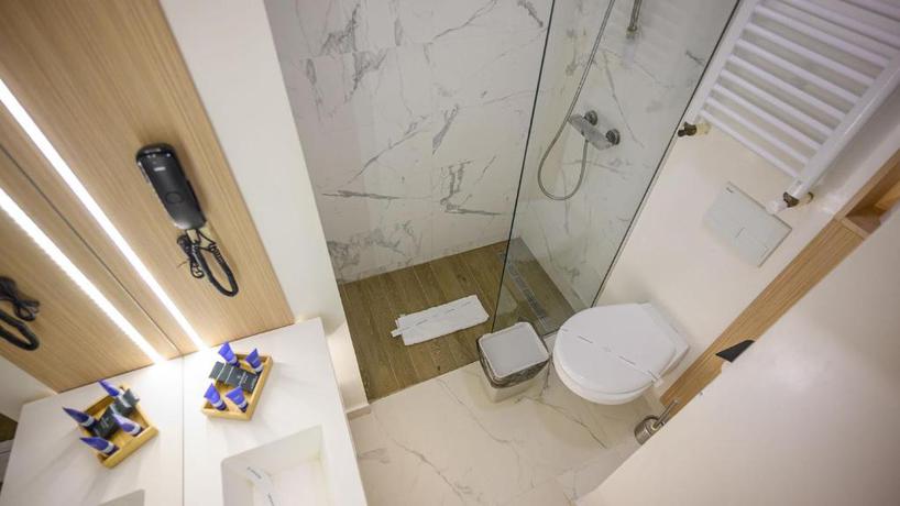 Imagen de la habitación del Hotel STEAUA DE MARE - Eforie Resort. Foto 5