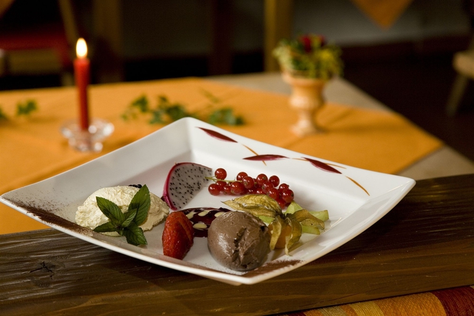 Imagen del bar/restaurante del Hotel STERNSTEINHOF HOTEL. Foto 7