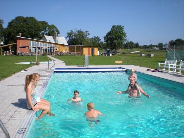 Imagen de la piscina del Hotel STF Ihre Gård. Foto 16