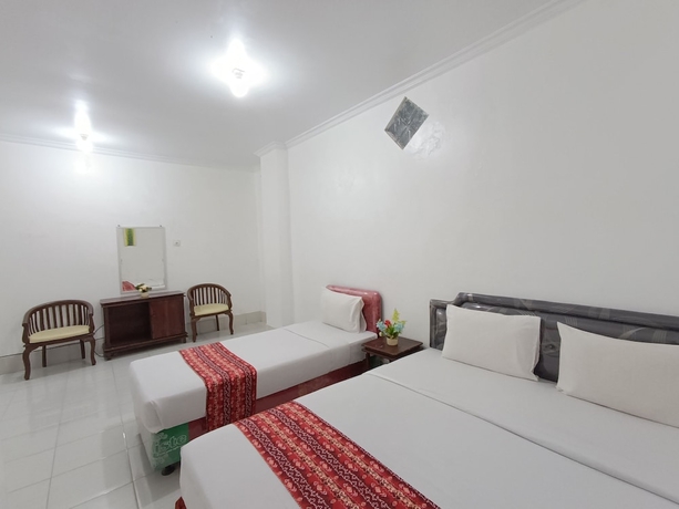 Imagen de la habitación del Hotel STIPRAM Kaliurang Yogyakarta. Foto 3