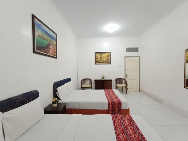 Imagen de la habitación del Hotel STIPRAM Kaliurang Yogyakarta. Foto 4