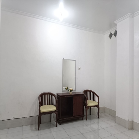 Imagen de la habitación del Hotel STIPRAM Kaliurang Yogyakarta. Foto 7