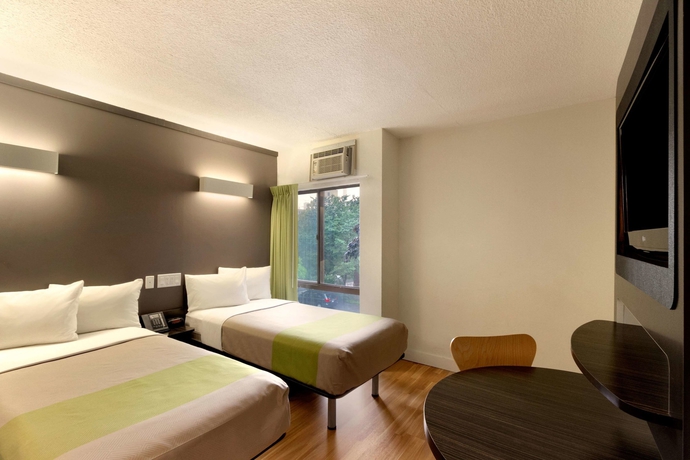 Imagen de la habitación del Hotel STUDIO 6 TORONTO. Foto 9