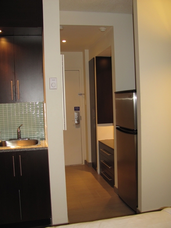 Imagen de la habitación del Hotel STUDIO 6 TORONTO. Foto 10