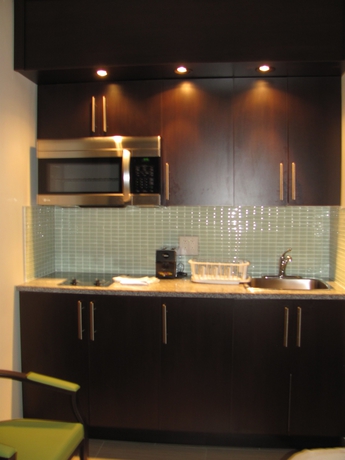 Imagen de la habitación del Hotel STUDIO 6 TORONTO. Foto 11