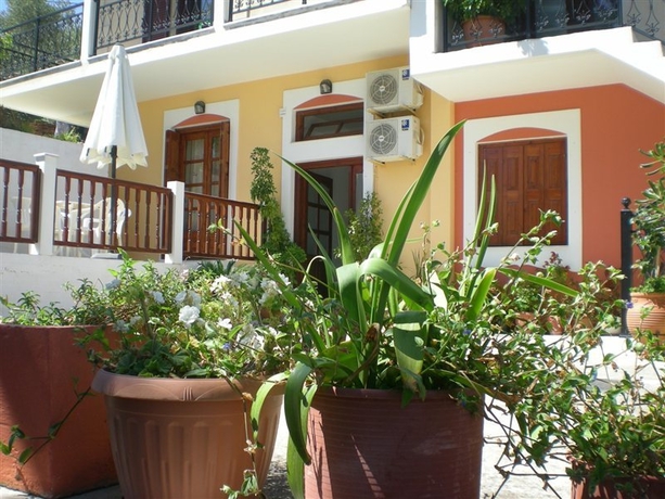 Imagen general del Hotel STUDIOS GREGORY. Foto 3