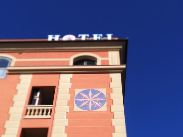Imagen general del Hotel SUD EST. Foto 1