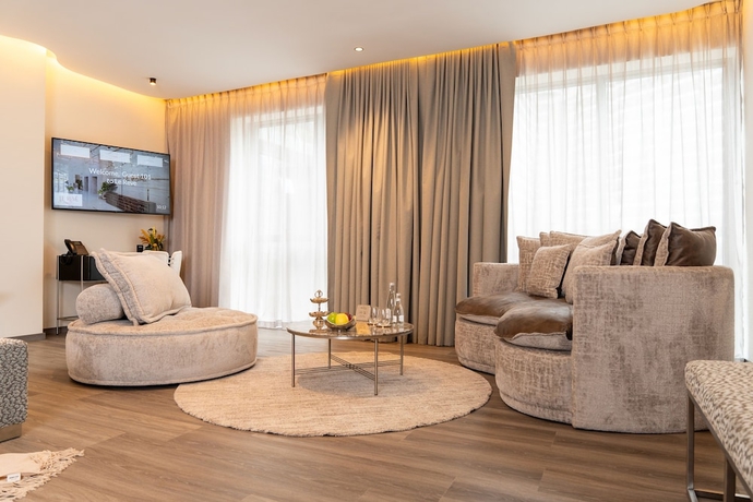 Imagen de la habitación del Hotel SUITES BY LE REVE. Foto 4