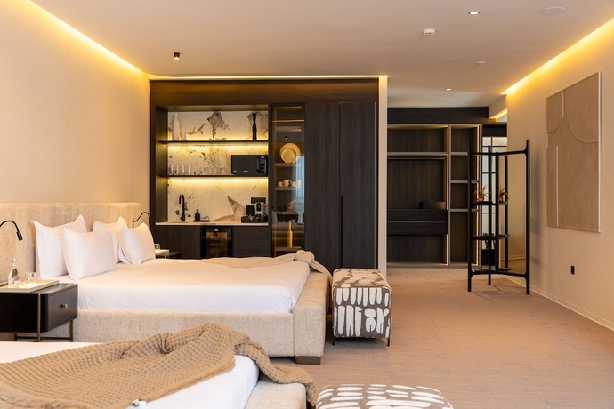 Imagen de la habitación del Hotel SUITES BY LE REVE. Foto 9