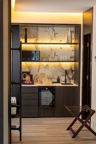 Imagen de la habitación del Hotel SUITES BY LE REVE. Foto 11