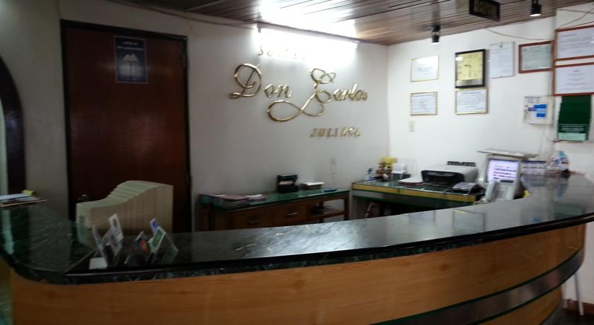 Imagen de los interiores del Hotel SUITES DON CARLOS. Foto 10