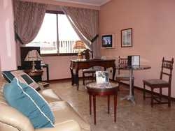 Imagen de la habitación del Hotel SUITES FOXA 25. Foto 5