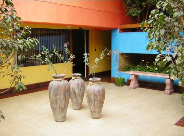 Imagen de los interiores del Hotel SUITES ORRANTIA. Foto 7