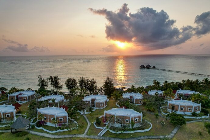 Imagen general del Hotel SULTAN PALACE, Pongwe. Foto 1