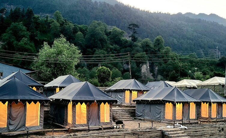 Imagen general del Hotel SUMMER CAMPS MANALI. Foto 3