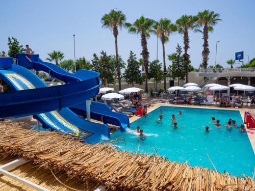 Imagen general del Hotel SUN FIRE BEACH. Foto 9