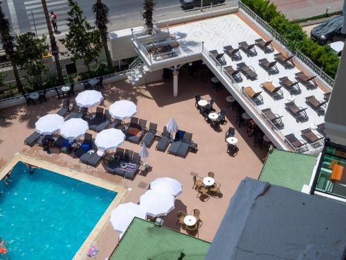 Imagen general del Hotel SUN FIRE BEACH. Foto 11