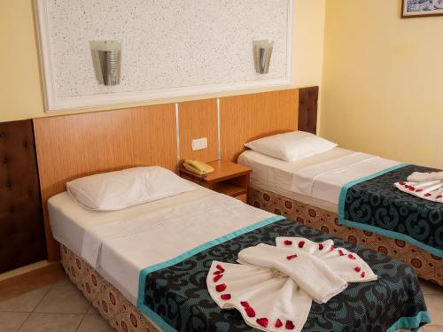 Imagen de la habitación del Hotel SUN FIRE BEACH. Foto 20