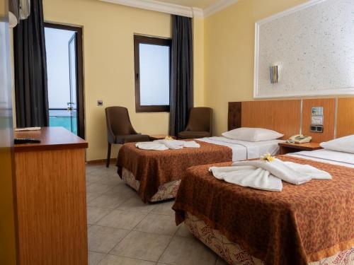 Imagen general del Hotel SUN FIRE BEACH. Foto 17